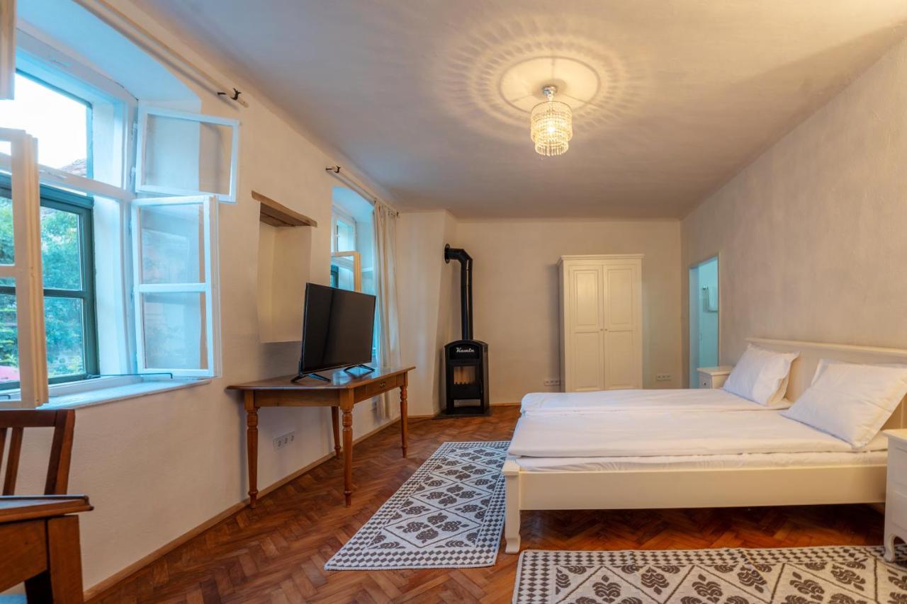 Aparthotel Casa Josef Bacon - La Strada - à Sighişoara Extérieur photo